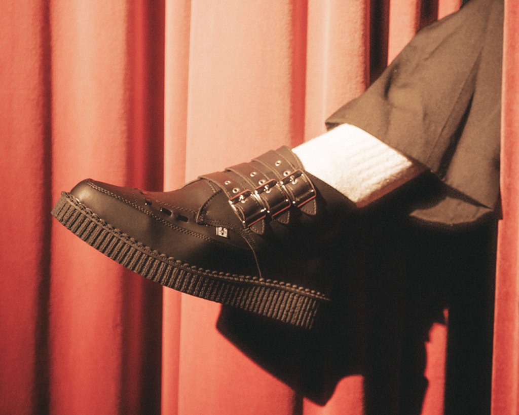 Black TUKskin™ 3-Buckle Pointed Creeper Boot - Image 7