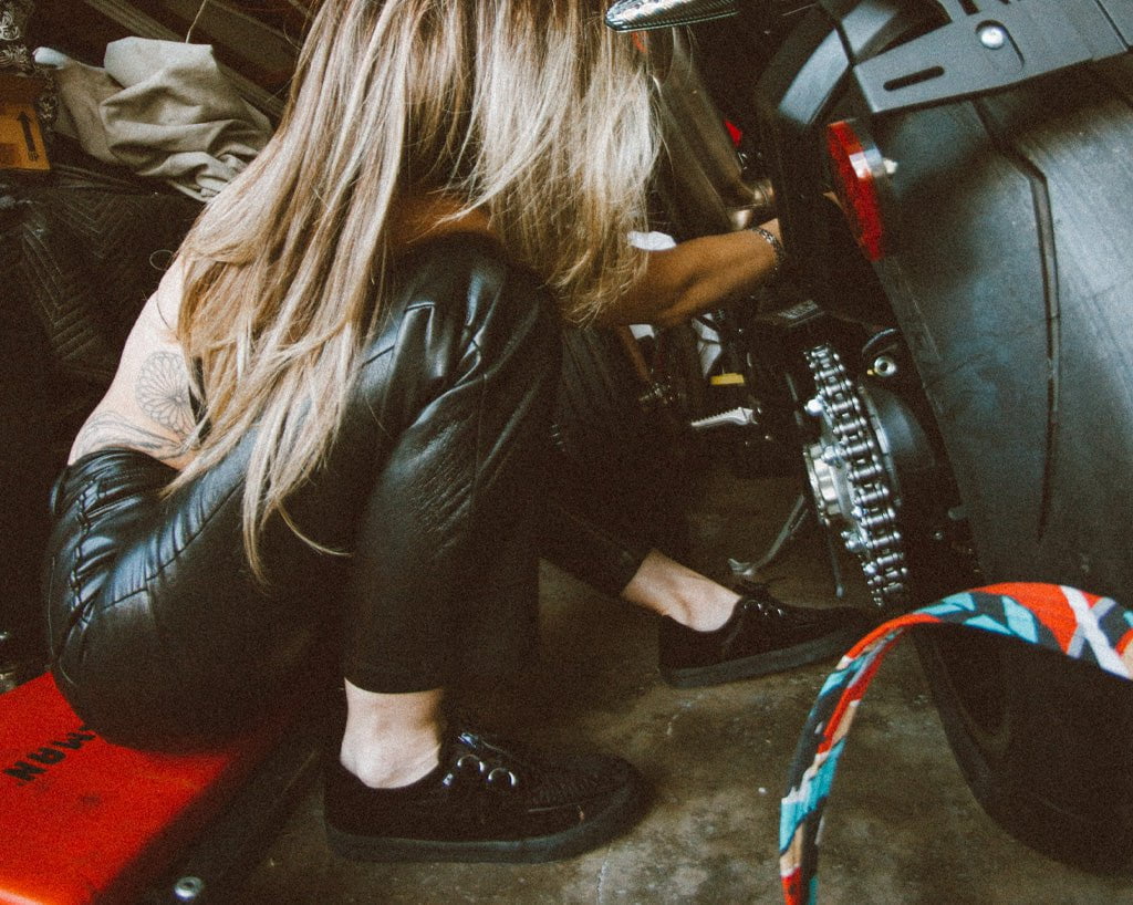 Black Velvet D-Ring Interlace Sneaker - Image 7