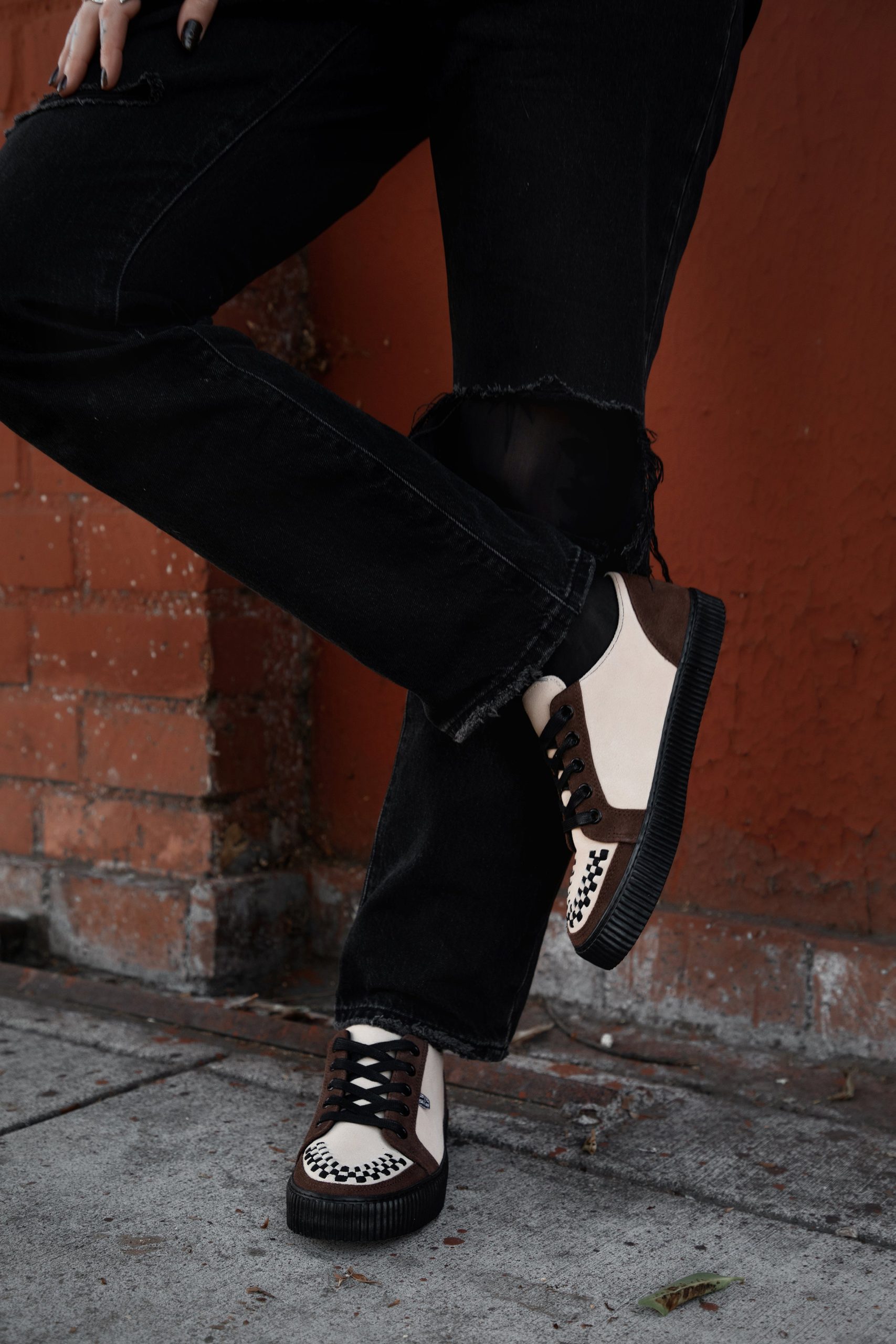 Tan & Brown Suede Lace-Up Creeper Sneaker - Image 6